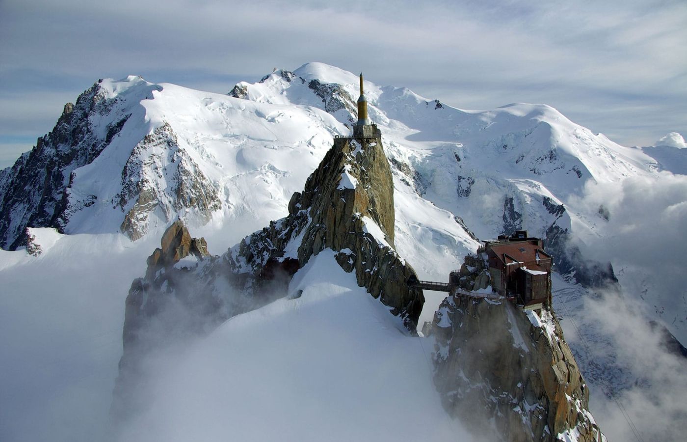 aiguille du midi chamonix mont-blanc hyttalodge